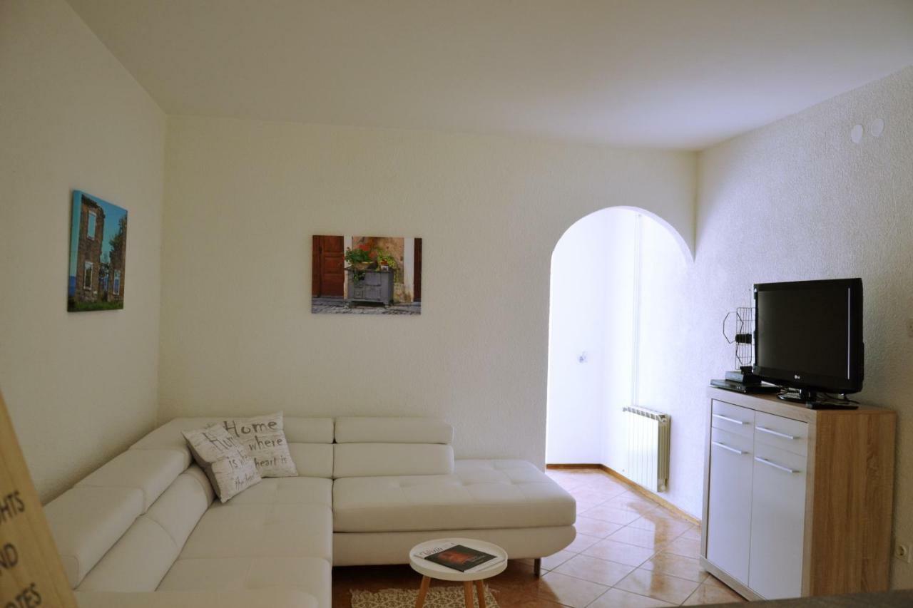 Šmarje Apartment Istrian View מראה חיצוני תמונה