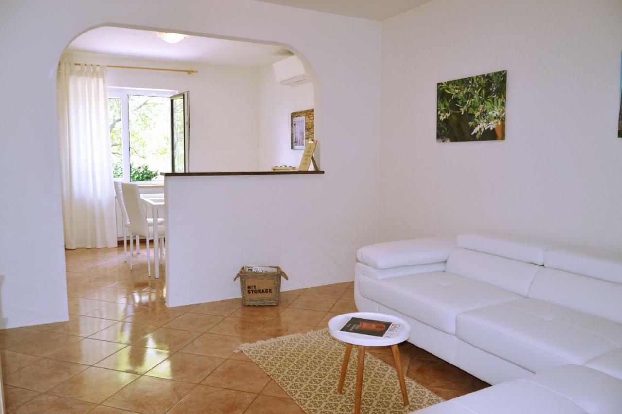 Šmarje Apartment Istrian View מראה חיצוני תמונה